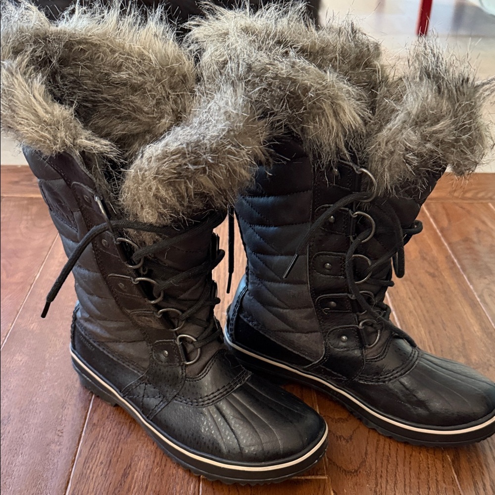 Sorel Black Fur-Lined Winter Boots